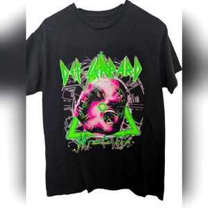Def Leppard Graphic T-Shirt Size Medium